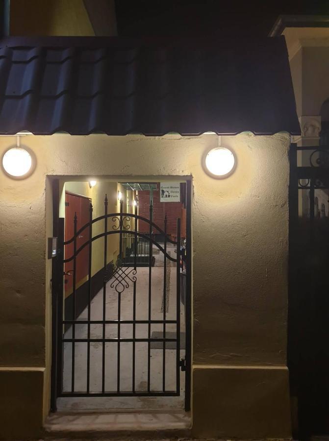 Guest House Orczy Park Budapesta Exterior foto